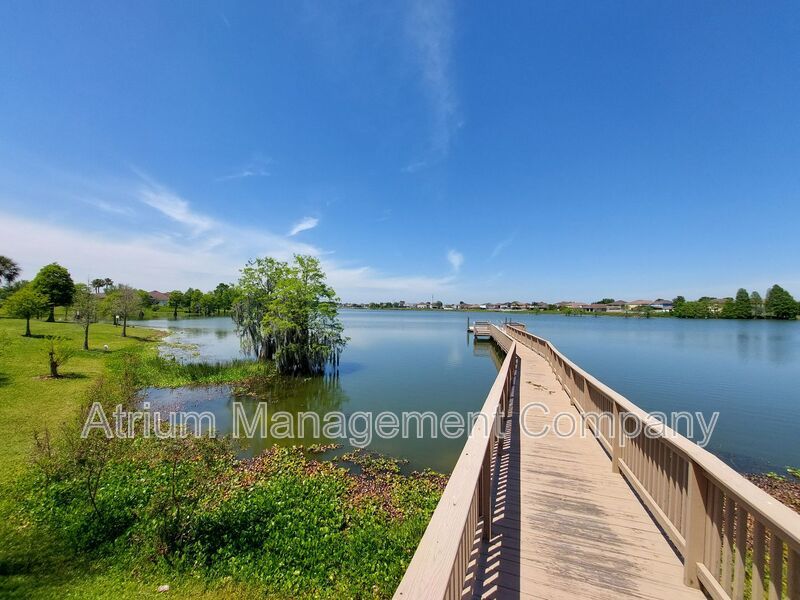 RENT SPECIAL: $500 off the first month’s rent! Beautiful 3Bed/2Bath Home in North Lakeland property image