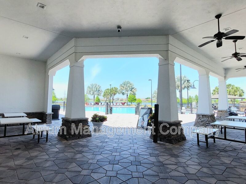 RENT SPECIAL: $500 off the first month’s rent! Beautiful 3Bed/2Bath Home in North Lakeland property image