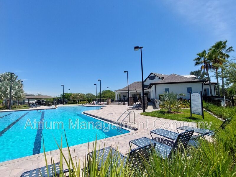 RENT SPECIAL: $500 off the first month’s rent! Beautiful 3Bed/2Bath Home in North Lakeland property image