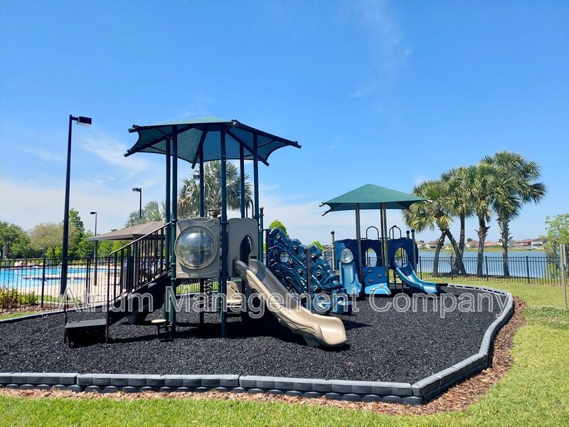 RENT SPECIAL: $500 off the first month’s rent! Beautiful 3Bed/2Bath Home in North Lakeland property image