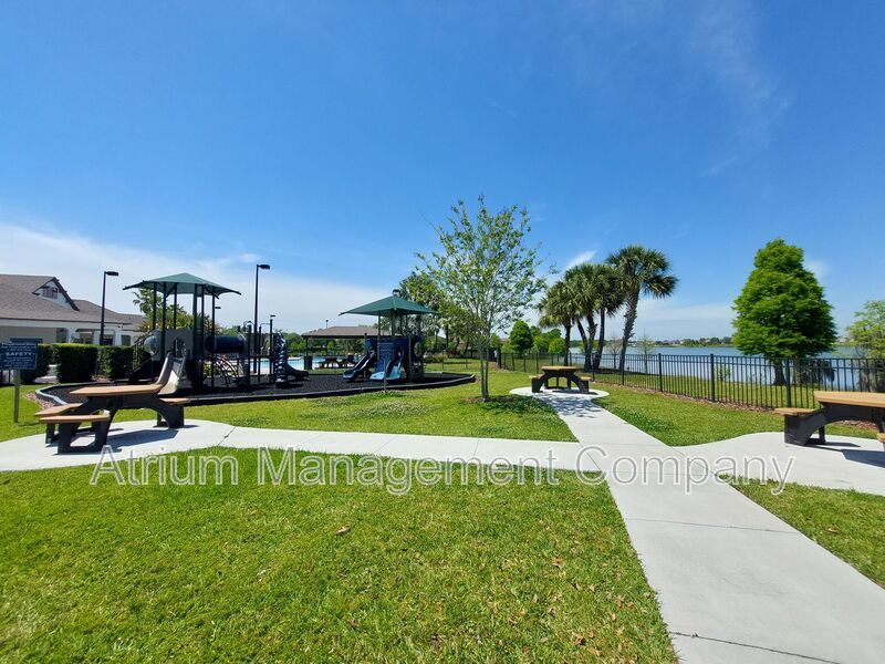 RENT SPECIAL: $500 off the first month’s rent! Beautiful 3Bed/2Bath Home in North Lakeland property image