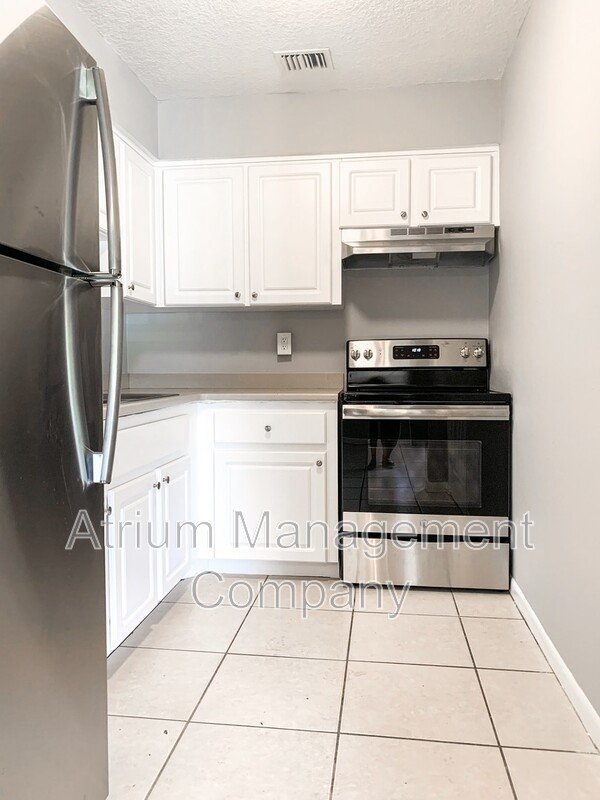 Charming 2 Bed 1 Bath Apartment in DeLand, FL!!!! property image
