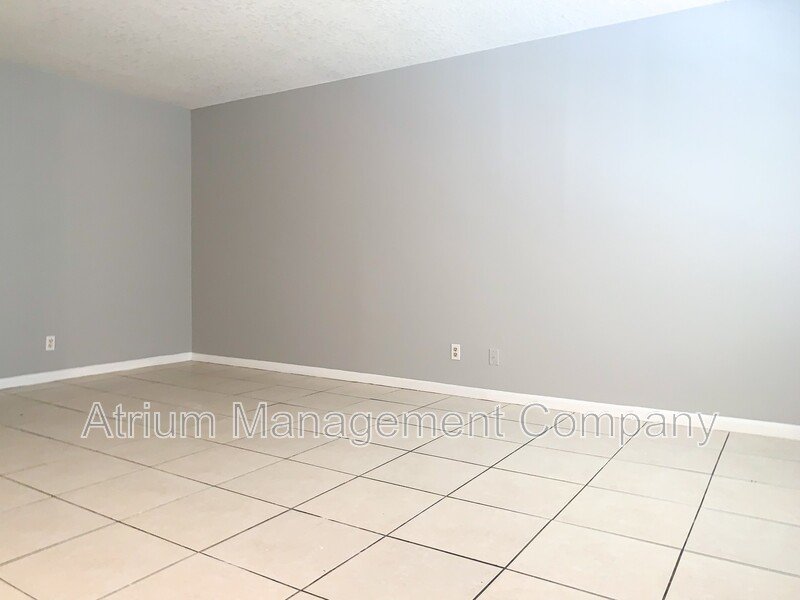 Charming 2 Bed 1 Bath Apartment in DeLand, FL!!!! property image