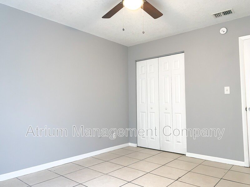 Charming 2 Bed 1 Bath Apartment in DeLand, FL!!!! property image