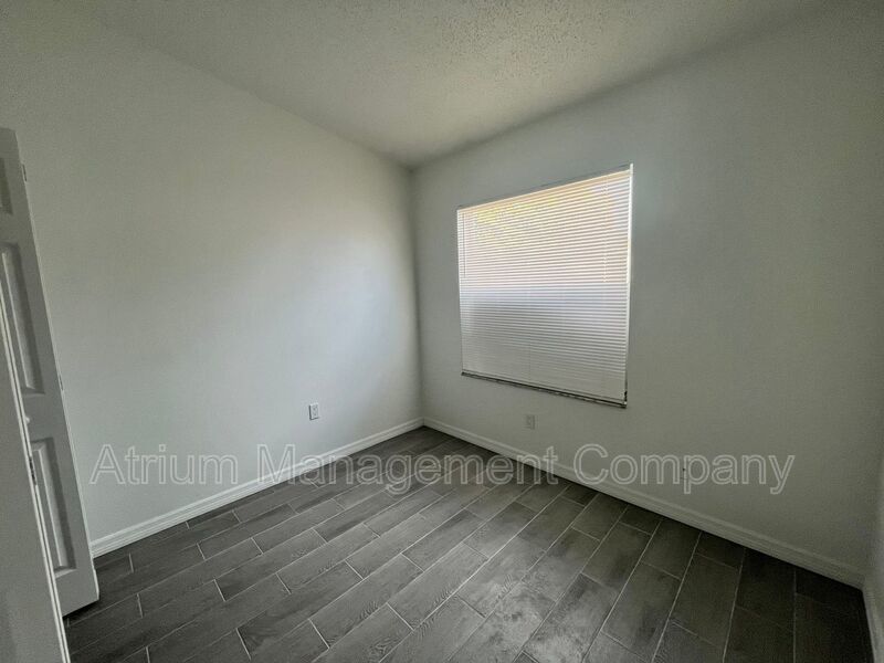 2 Bedroom, 1 Bathroom Renovated Apartment Home!!!! property image