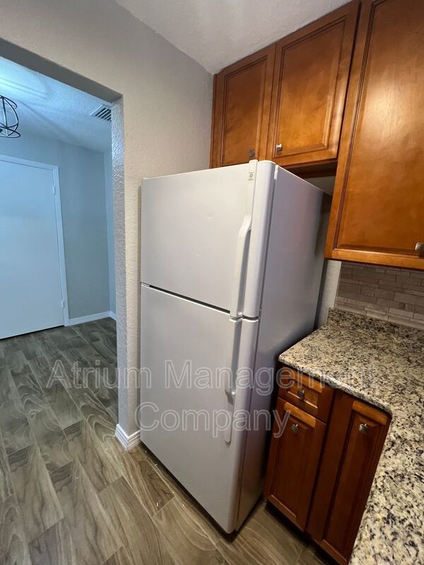1 Bedroom 1 Bathroom Lake Katherine Village Condo Available Now !!! property image