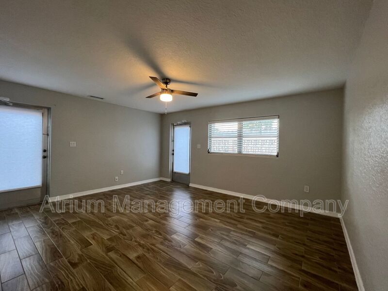 1 Bedroom 1 Bathroom Lake Katherine Village Condo Available Now !!! property image