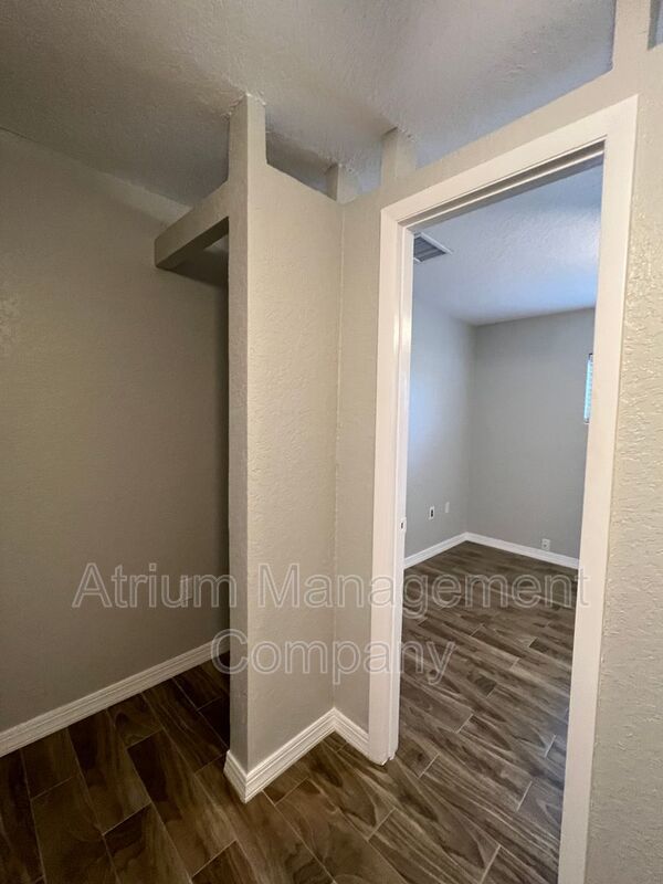 1 Bedroom 1 Bathroom Lake Katherine Village Condo Available Now !!! property image