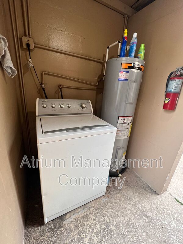 1 Bedroom 1 Bathroom Lake Katherine Village Condo Available Now !!! property image