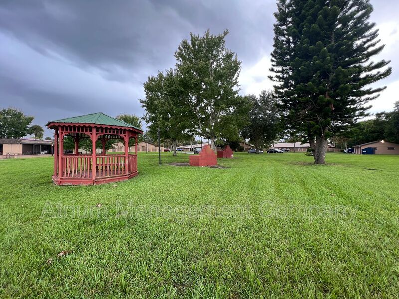 1 Bedroom 1 Bathroom Lake Katherine Village Condo Available Now !!! property image