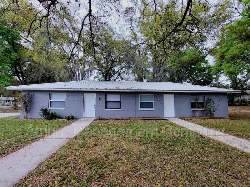 Coming Soon! 2 Bedroom, 1 Bathroom Duplex with New Privacy Gate! property image