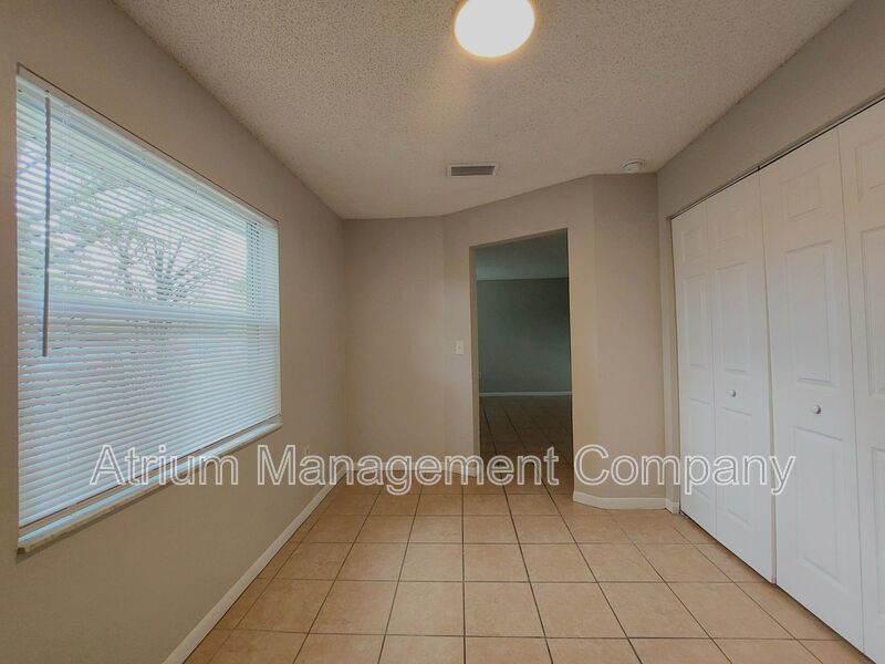 Coming Soon! 2 Bedroom, 1 Bathroom Duplex with New Privacy Gate! property image