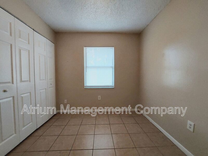 Coming Soon! 2 Bedroom, 1 Bathroom Duplex with New Privacy Gate! property image