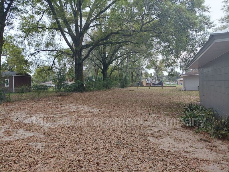 Coming Soon! 2 Bedroom, 1 Bathroom Duplex with New Privacy Gate! property image