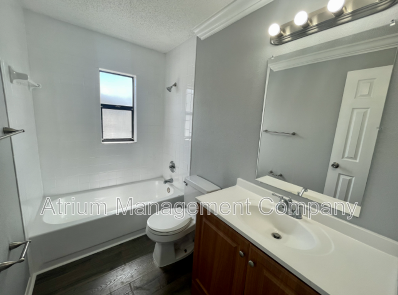 Gorgeous 2 Bedroom, 2 Bathroom Apartment!!! property image