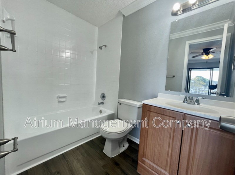 Gorgeous 2 Bedroom, 2 Bathroom Apartment!!! property image