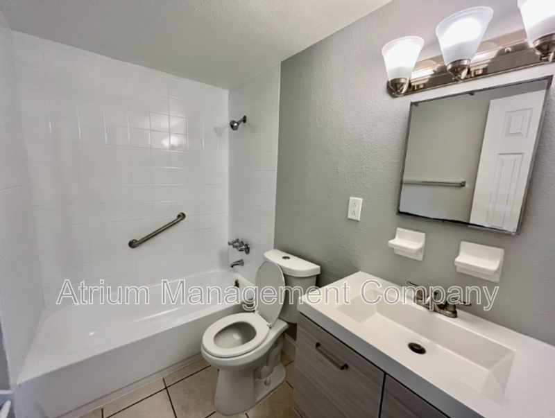 RENOVATED Temple Terrace 1 Bedroom Apartment!!!! property image