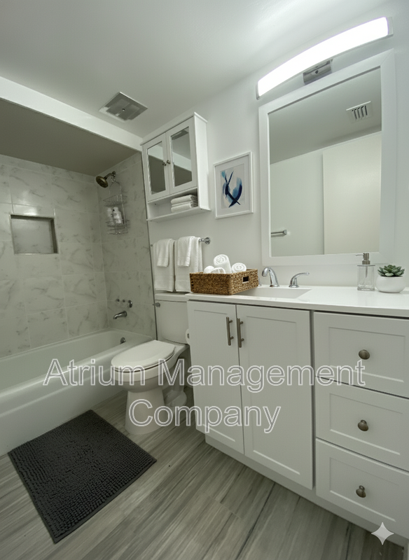 Charming 1-Bedroom Condo in Scenic Winter Park’s Mead Gardens Community property image