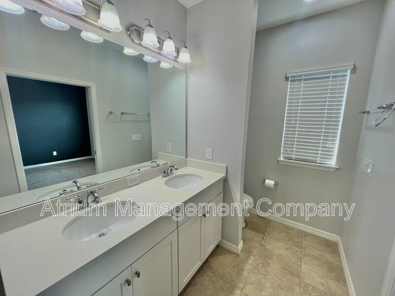 Beautiful 3-bedroom, 3.5-bathroom townhome in Oviedo property image