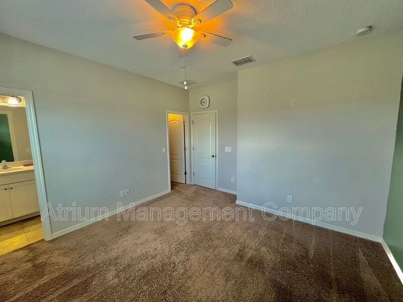 Beautiful 3-bedroom, 3.5-bathroom townhome in Oviedo property image