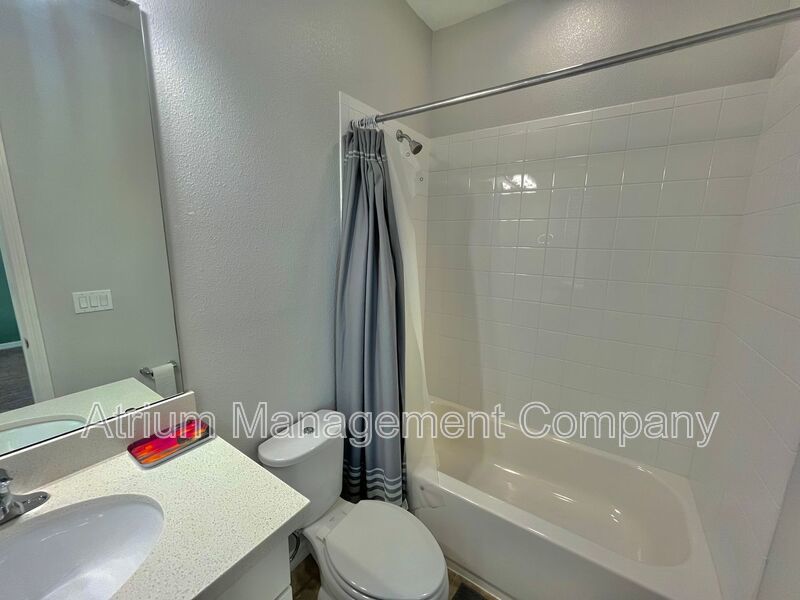 Beautiful 3-bedroom, 3.5-bathroom townhome in Oviedo property image