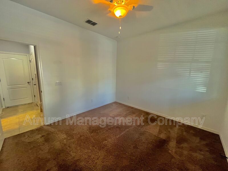 Beautiful 3-bedroom, 3.5-bathroom townhome in Oviedo property image