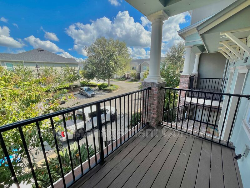 Beautiful 3-bedroom, 3.5-bathroom townhome in Oviedo property image