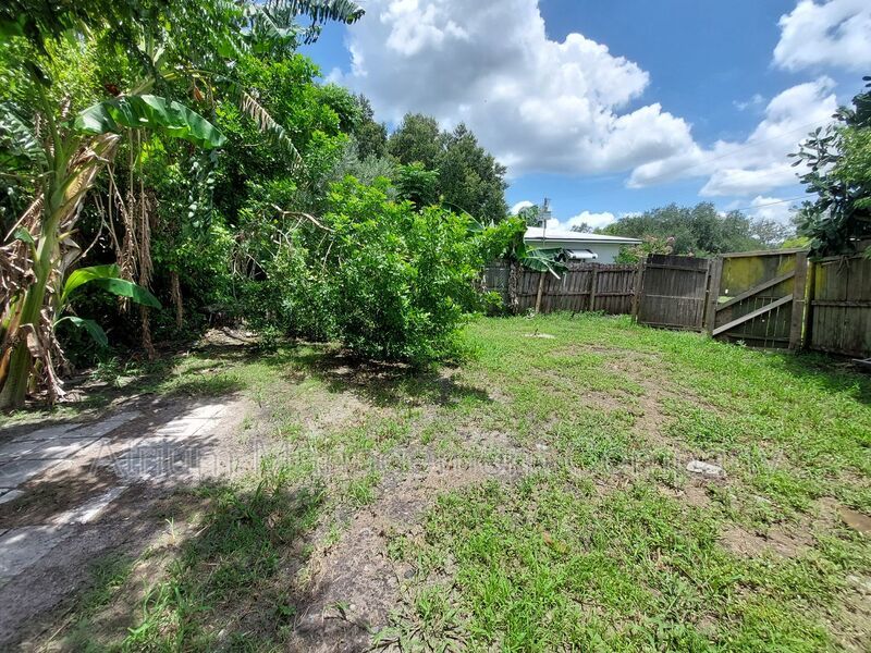 3 Bedroom, 2 Bathroom House in Lakeland property image