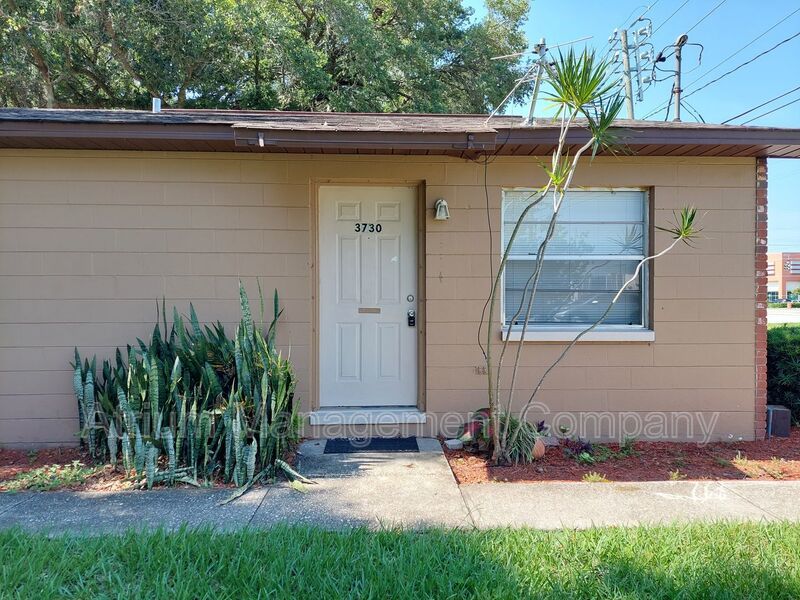 Coming SOON! Lakeland 2 Bed / 1 Bath Apartment - RENT SPECIAL! 50% OFF OF FIRST MONTH'S RENT property image