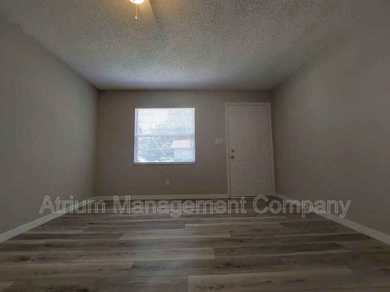 Coming SOON! Lakeland 2 Bed / 1 Bath Apartment - RENT SPECIAL! 50% OFF OF FIRST MONTH'S RENT property image