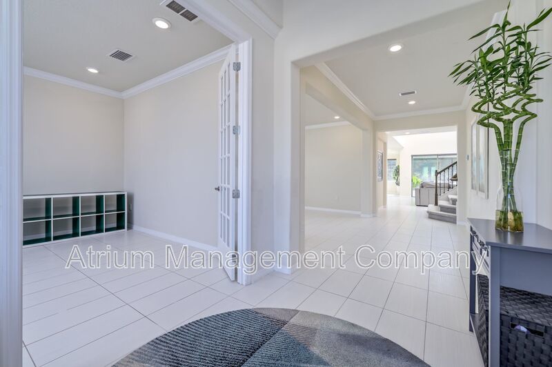 Luxury 5 Bedroom 5 Bath in Tampa Bay Area!!! Available 1/10/2026 property image