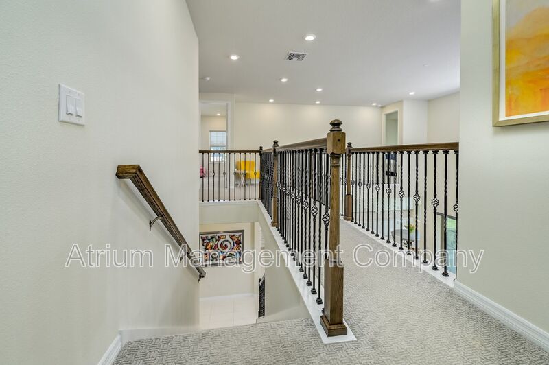 Luxury 5 Bedroom 5 Bath in Tampa Bay Area!!! Available 1/10/2026 property image