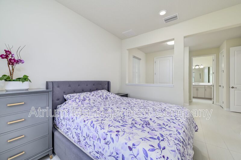 Luxury 5 Bedroom 5 Bath in Tampa Bay Area!!! Available 1/10/2026 property image