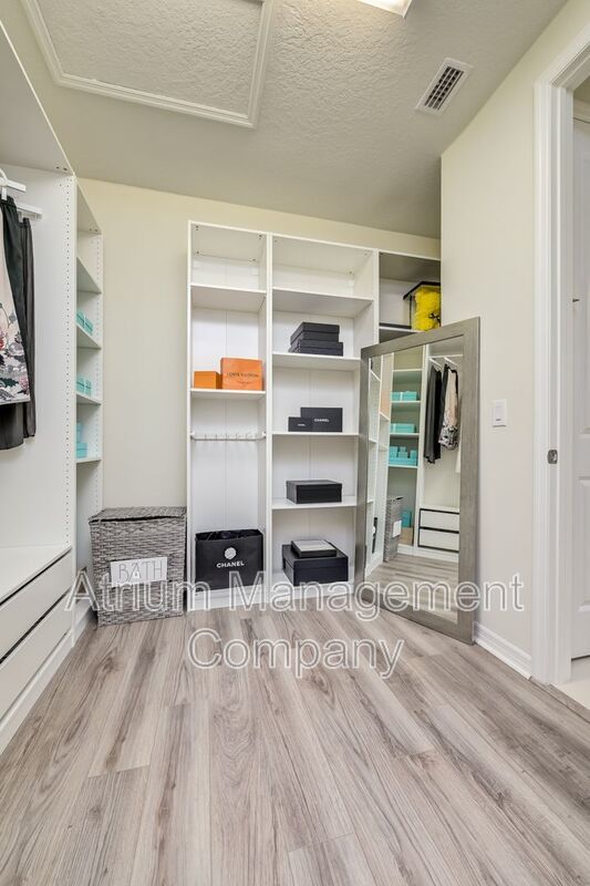 Luxury 5 Bedroom 5 Bath in Tampa Bay Area!!! Available 1/10/2026 property image