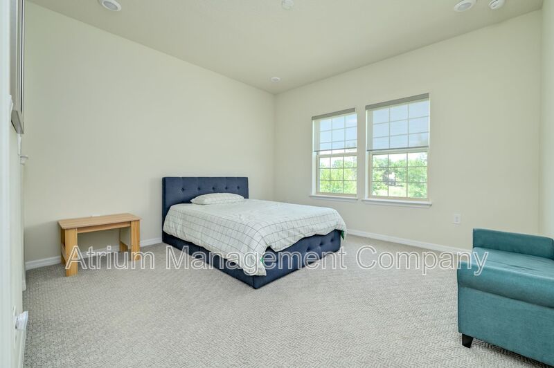 Luxury 5 Bedroom 5 Bath in Tampa Bay Area!!! Available 1/10/2026 property image