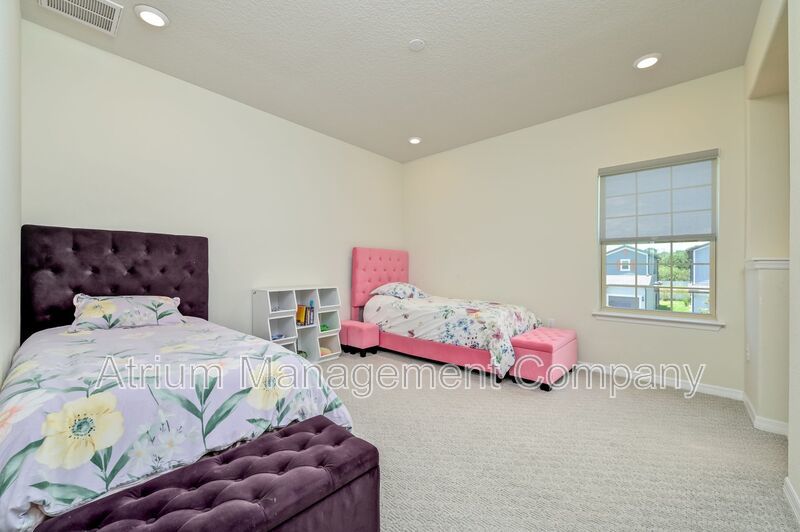 Luxury 5 Bedroom 5 Bath in Tampa Bay Area!!! Available 1/10/2026 property image