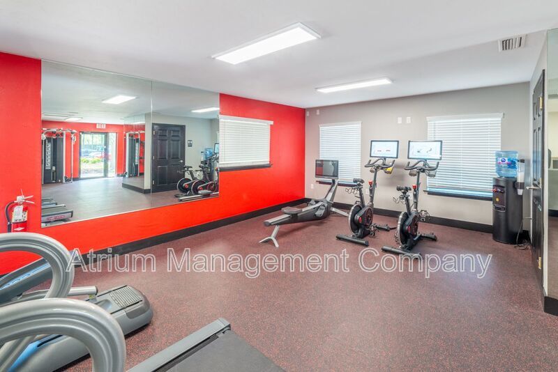 SPECIAL LOW PRICING!!! MOVE IN NOW!!! HURRY! property image