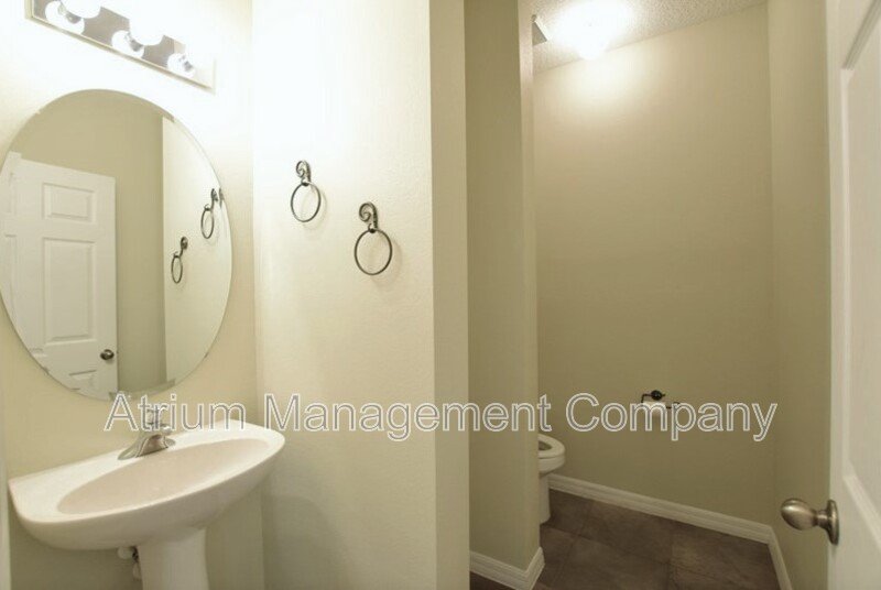 Amazing 2 Bedroom, 2.5 Bathroom Townhome in Baldwin Park – Near Downtown Orlando! property image