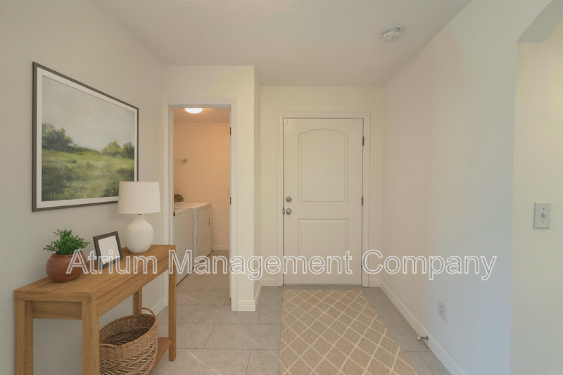 RENT SPECIAL: $500 off the first month’s rent! Beautiful 3Bed/2Bath Home in North Lakeland property image