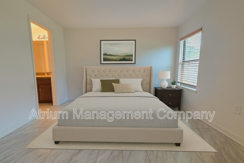 RENT SPECIAL: $500 off the first month’s rent! Beautiful 3Bed/2Bath Home in North Lakeland property image