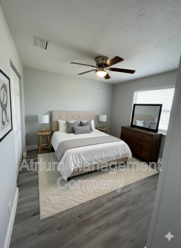 2 Bedrooms 1 Bath Apartment in Tituville property image