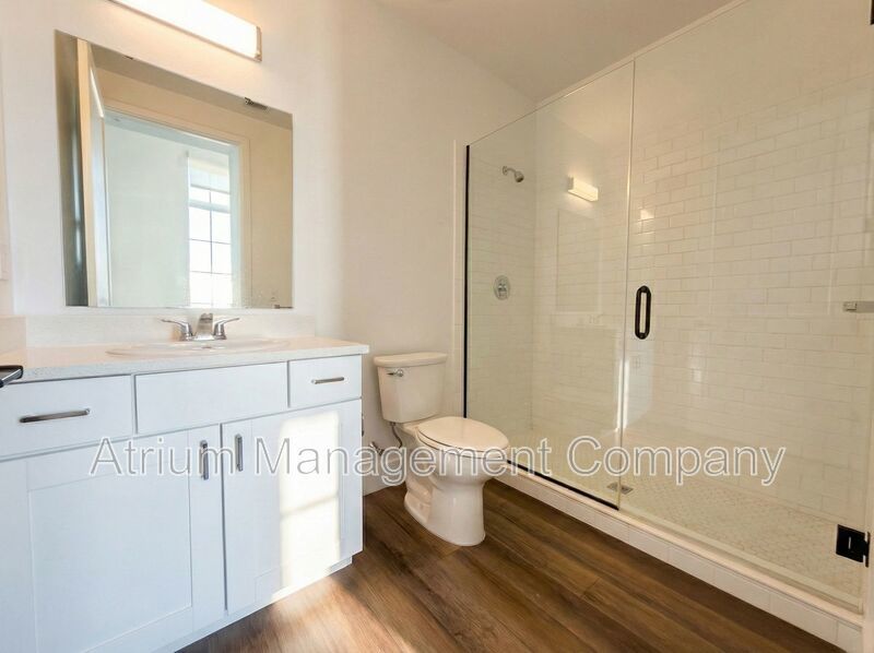 Modern Luxury Living at San Leon: Premier Apartments in Downtown Sanford property image