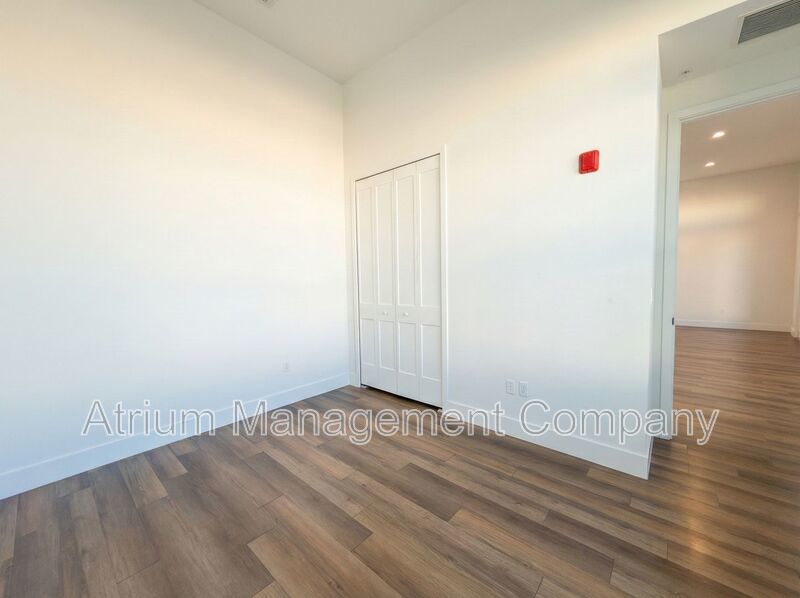 Modern Luxury Living at San Leon: Premier Apartments in Downtown Sanford property image