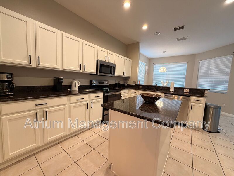 Golf Course Front 5BR Pool Home Near Disney | Resort-Style Living in Highlands Reserve property image