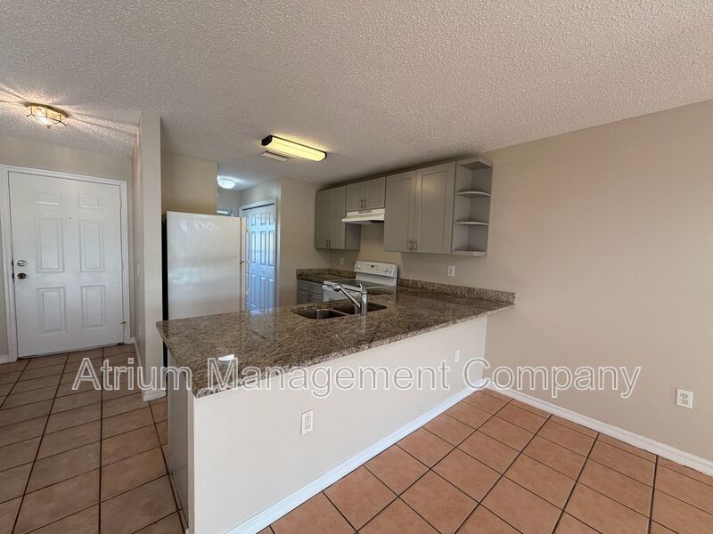 Mediterranean 3BR Villa with Water View | Resort-Style Living in Lake Marion Golf Resort property image