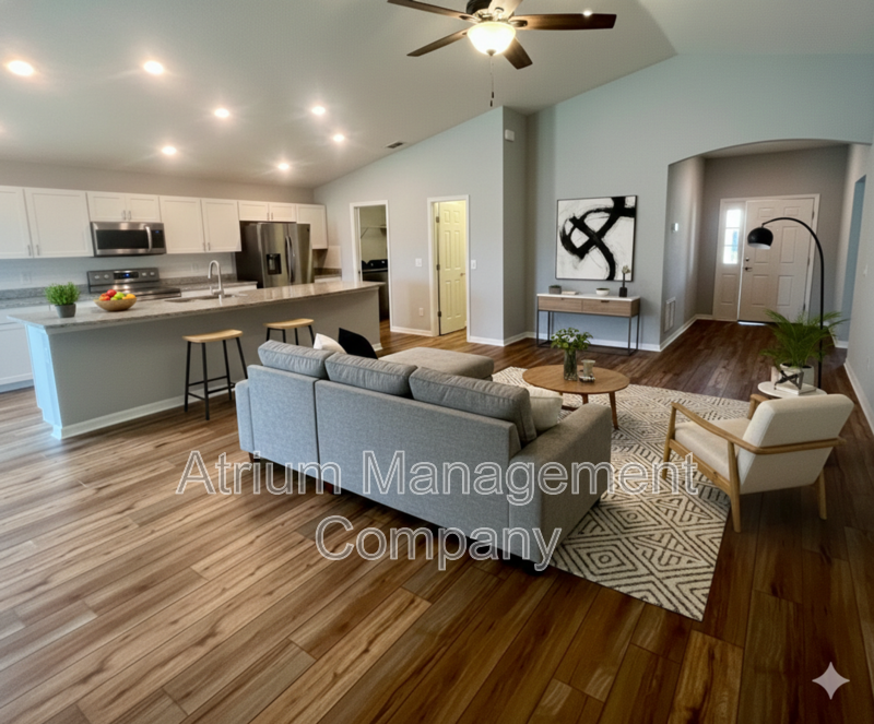 Spacious Saint Cloud Single-Family Home with Lawn Care Included property image