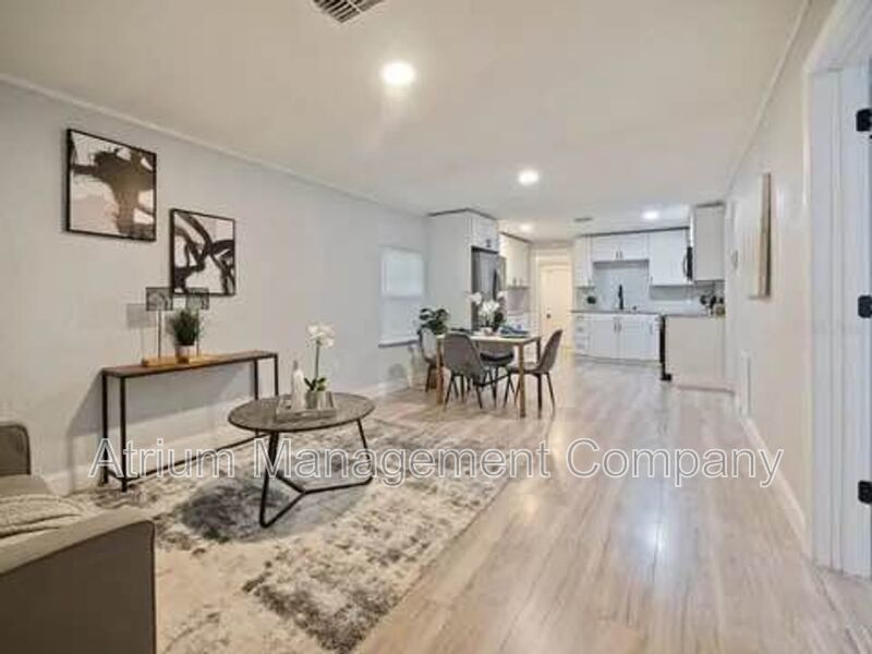 Charming 2-Bed, 2-Bath Craftsman-Style Bungalow near Orlando's Creative Village! property image