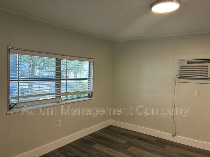 MODERN LUXURY. HISTORIC CHARM. Fully Renovated & Ready for Move-In at Lake Eola Heights property image