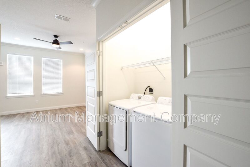 New Apartment Living in the Heart of Downtown Winter Garden, FL! One Bedroom/One Bath Available! property image