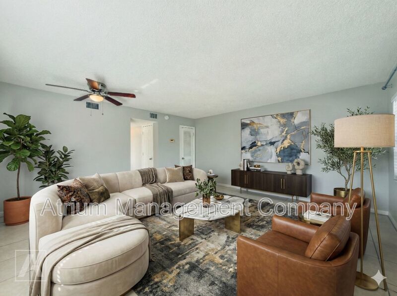 Classic Charm & Unbeatable Location: 1-Bedroom in Downtown DeLand property image